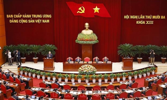 Thông cáo báo chí về ngày làm việc thứ hai Hội nghị Trung ương 13 khóa XIII
